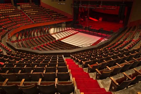 Tulsa theatre - Tulsa Critics Wanted BWW is always seeking talented theater enthusiasts to head up feature coverage our over 130 regional areas. As a Contributing Editor, you will have the opportunity to review ...